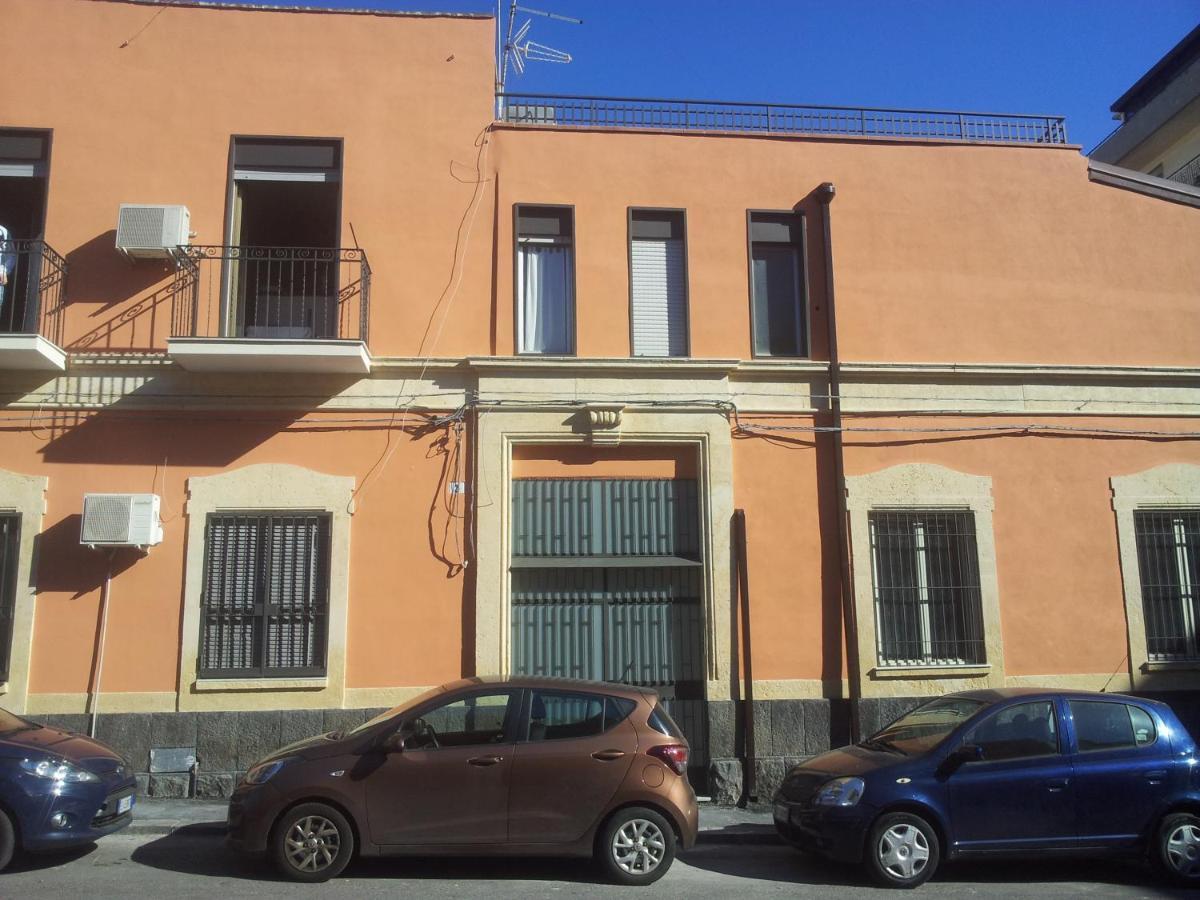 شقة Al Narciso House By Franco E Lia كاتانيا المظهر الخارجي الصورة